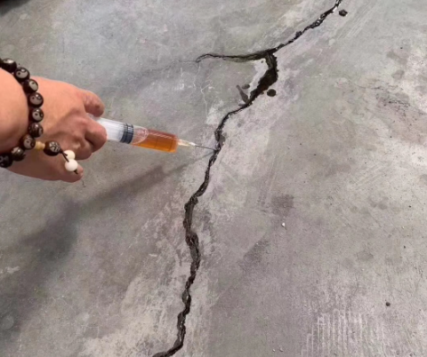 什运乡混凝土裂缝修补技术详解​
